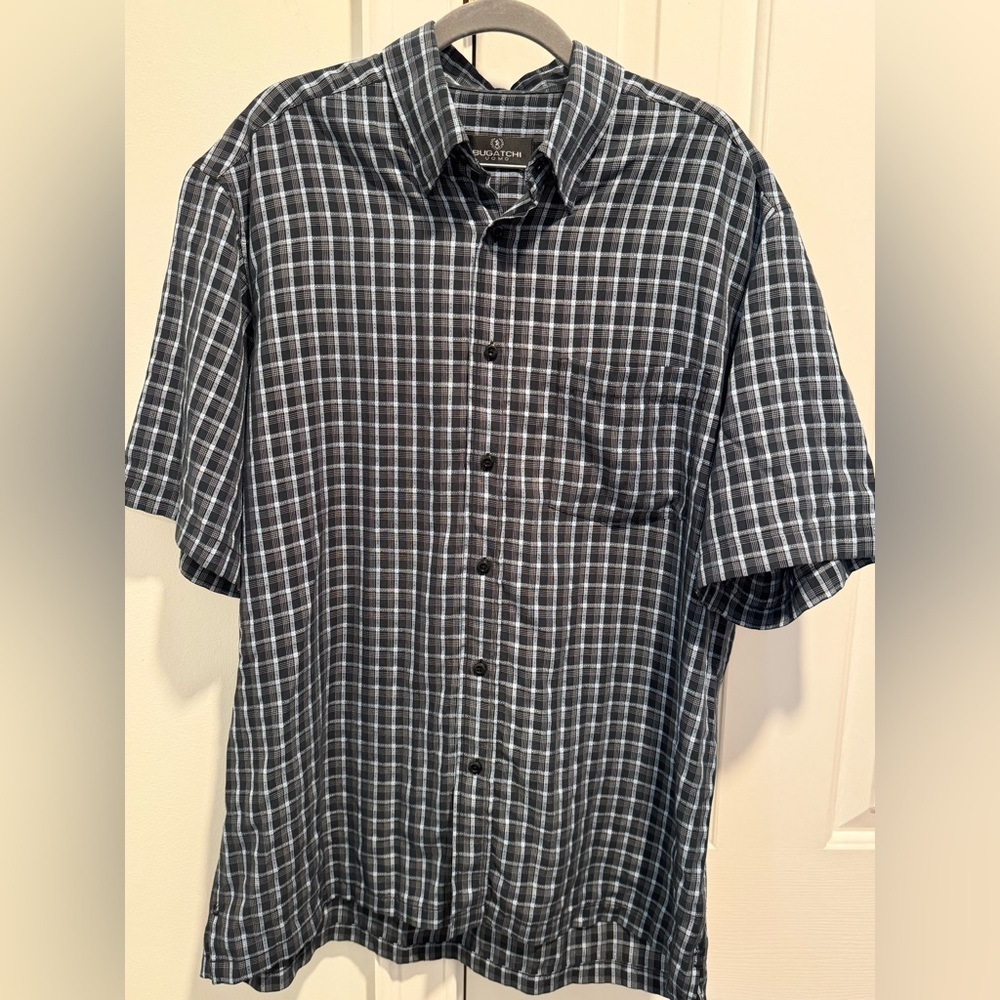 Bugatchi Black and White Casual Button Down Shirt